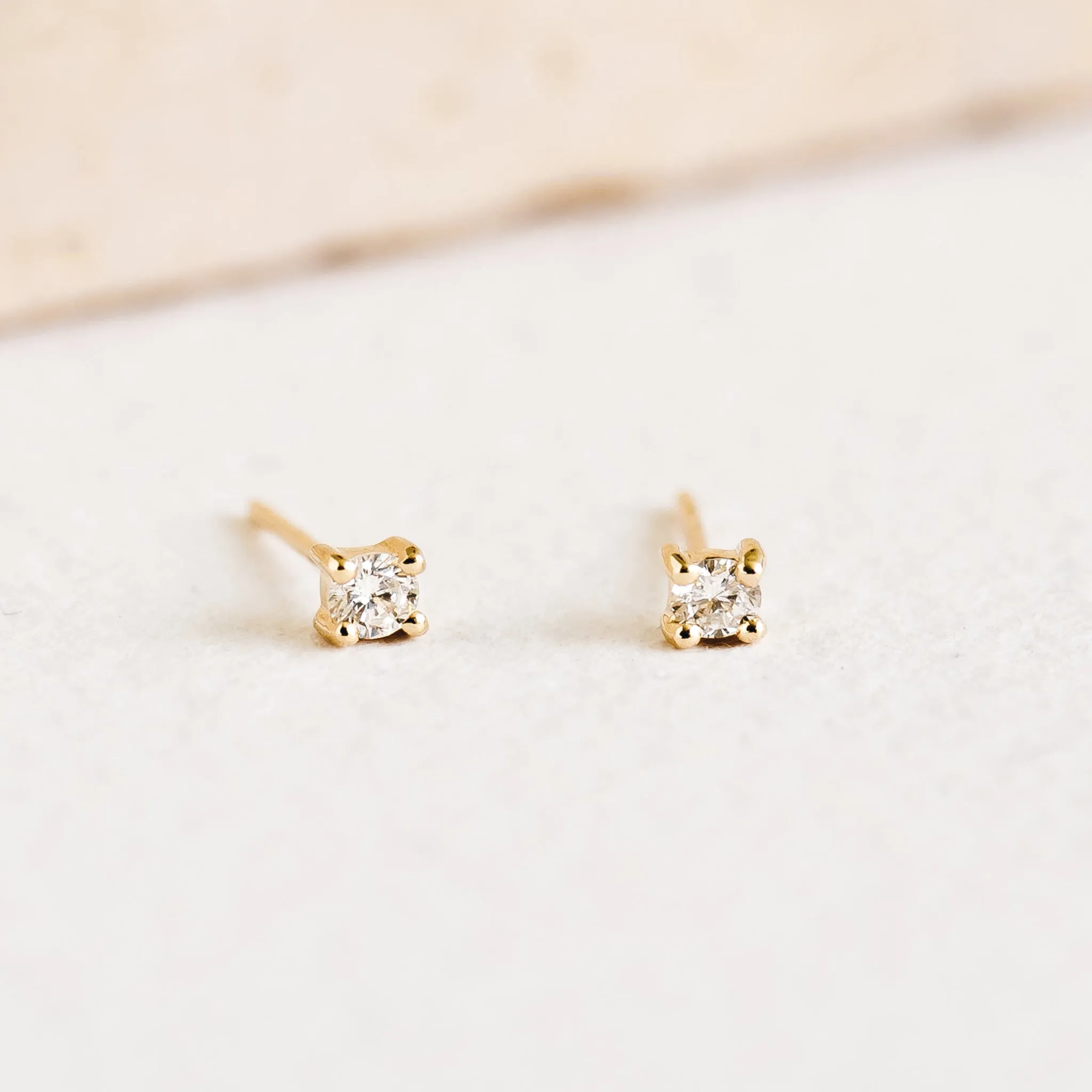 14k Yellow Gold Diamond Stud Earrings 2.5mm - Aria